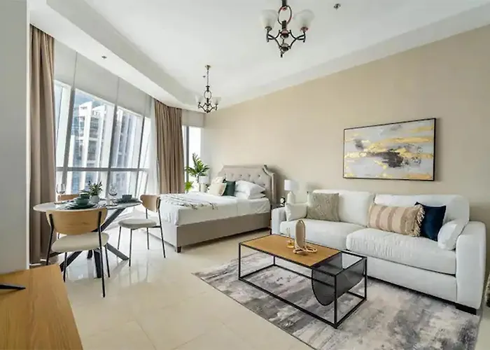 Beautiful Studio Apartment With Canal And Seaview