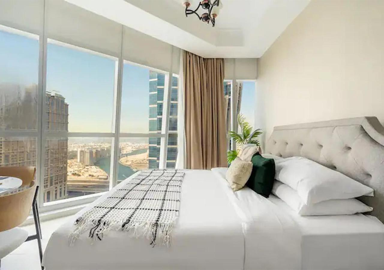 Beautiful With Canal And Seaview Dubai